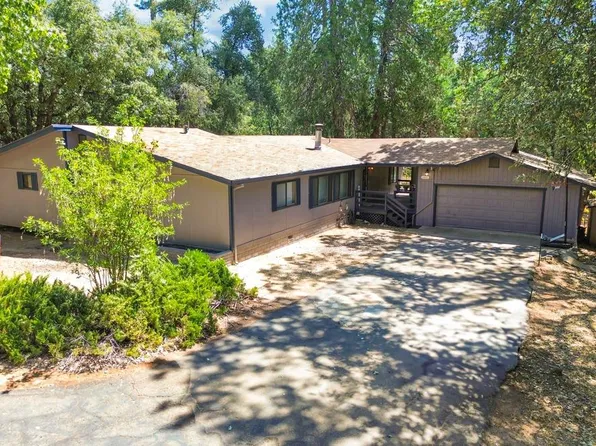 13840 Pine View Dr, Pine Grove, CA 95665