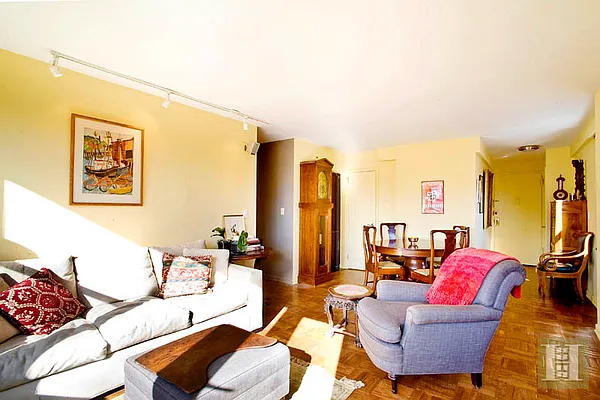 Sold by Halstead Real Estate | media 8