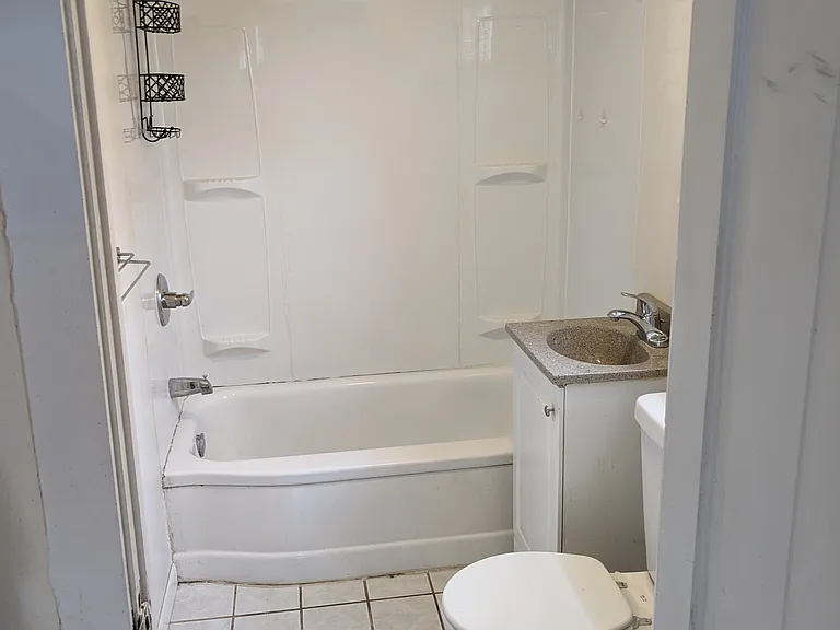 923 McReynolds Ave NW #2 — Photo 4
