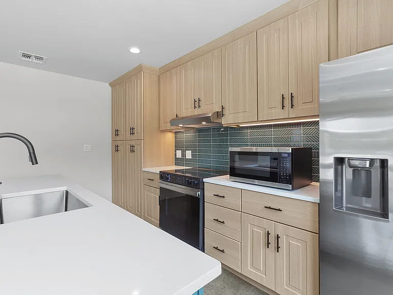 Modern Luxury in San Marcos' Premier Courtyard Community Now Leasing! — Photo 36