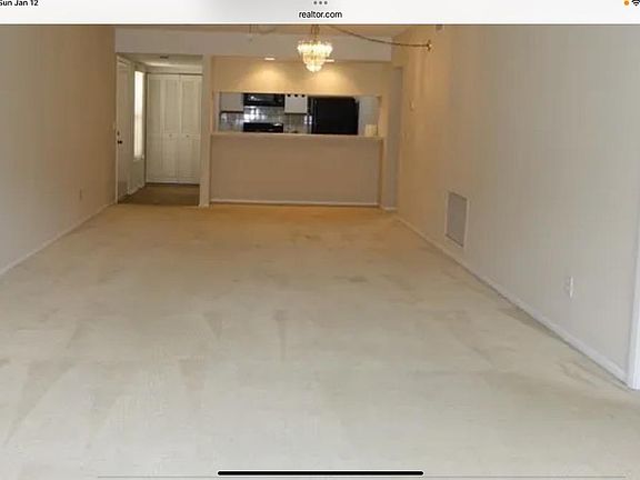 3rd image of 13 Plantation Dr