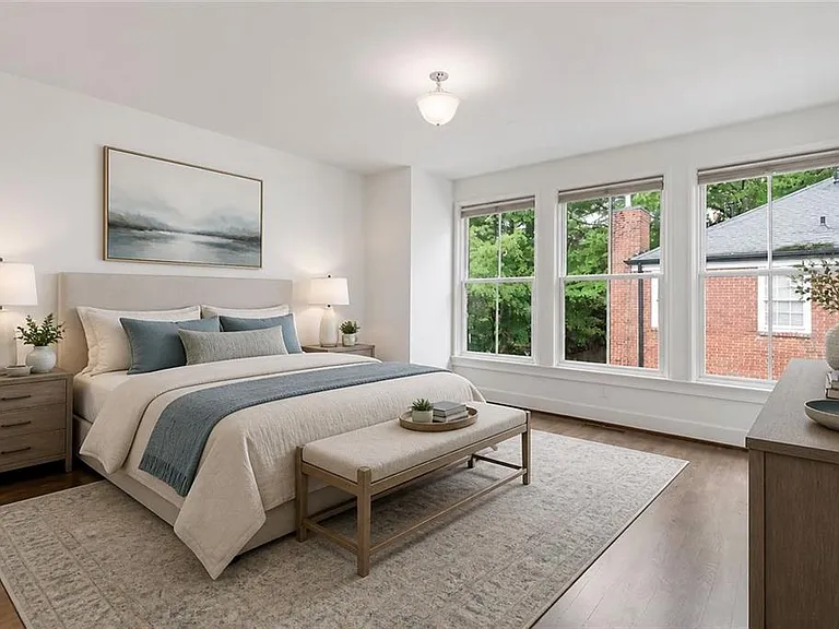 2711 Southwell St NE — Photo 31