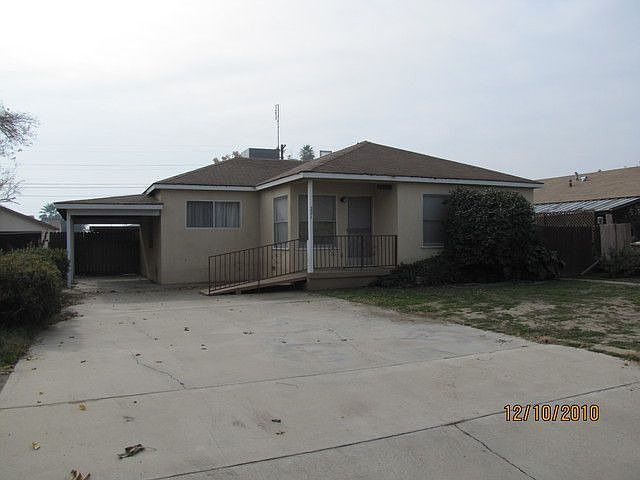 2nd image of 221 Price St