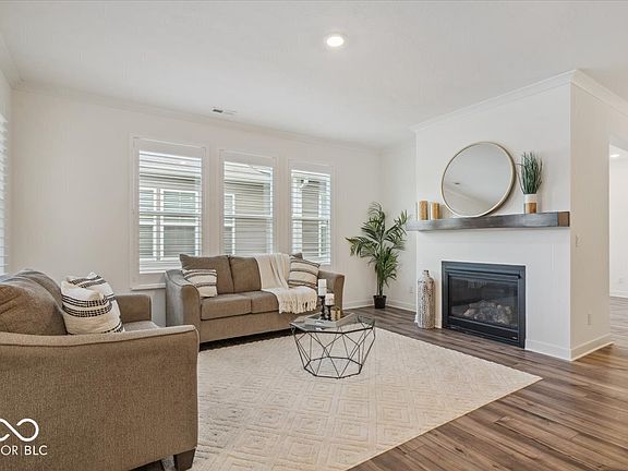 5th image of 11469 Lottie Cir