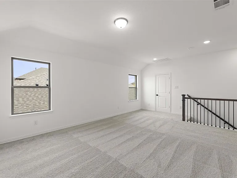 1422 Greenbelt Dr — Photo 9