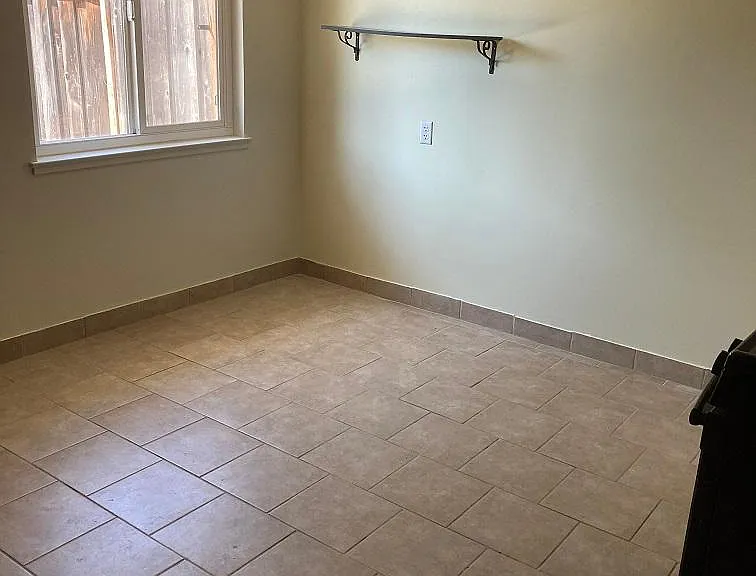 953 Princess Anne Dr — Photo 16
