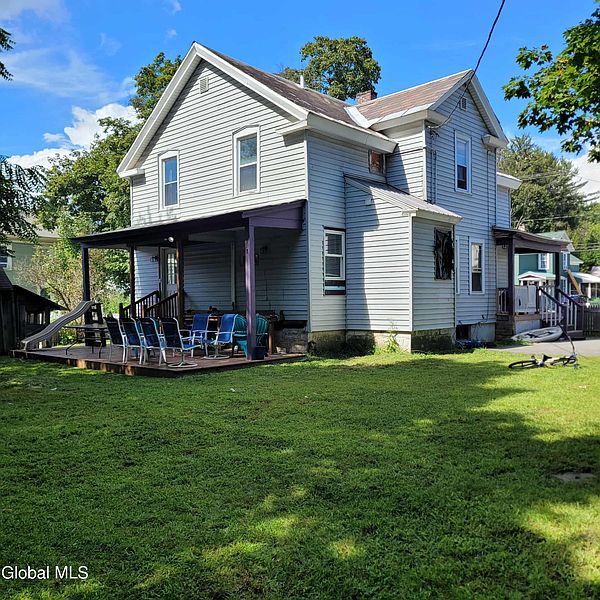 3rd image of 11 Bridge Street