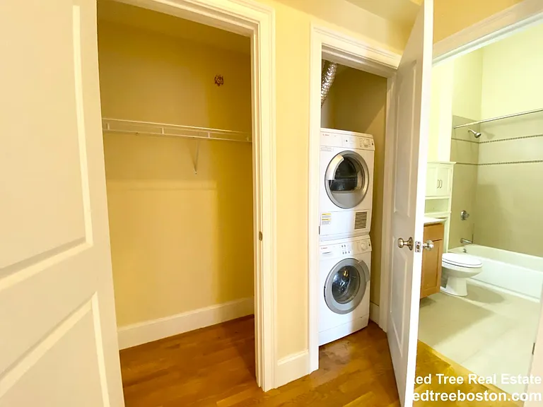 395 W Broadway #4F — Photo 9