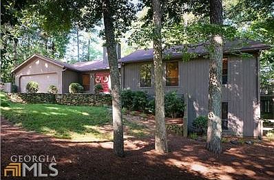 Another view of this inviting property on a level lot from the private cul de sac.