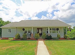 118 White Cedar Dr, Scott Depot, WV 25560