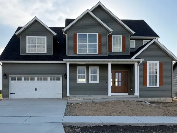 675 S Regulators St, Rochelle, IL 61068