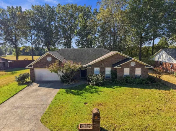 2215 Apache Trl, Conway, AR 72032