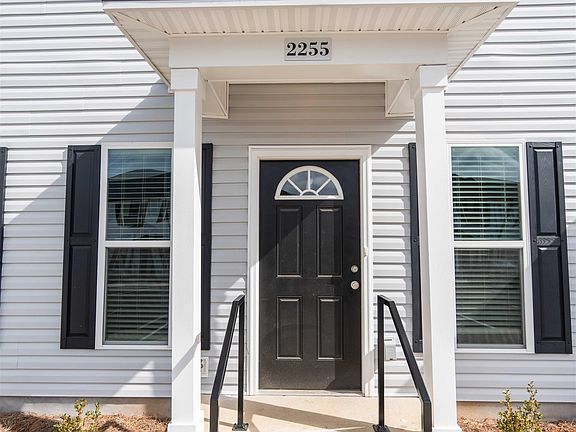 3rd image of 2255 Del Carmel Way