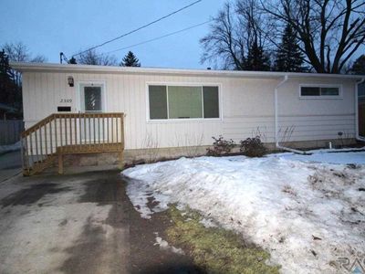 2309 W 18th St, Sioux Falls, SD, 57105