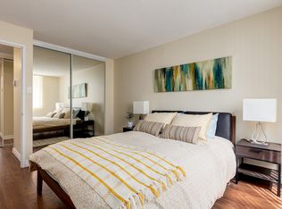 618 5th Ave SW, Calgary, AB T2P0M7