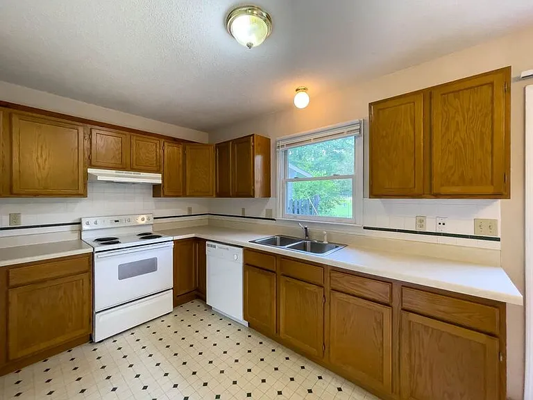 2147 Brevard Rd #2 — Photo 8