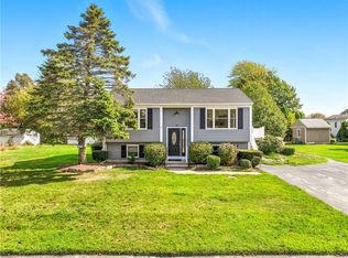 19 Cows Path, Middletown, RI 02842