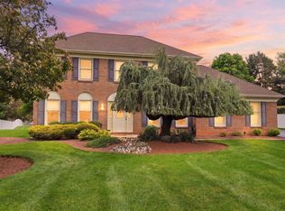 68 Hals Dr, Langhorne, PA 19053