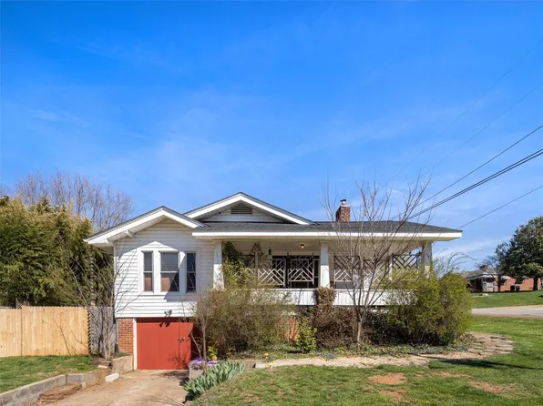77 Morgan St, Canton, NC 28716
