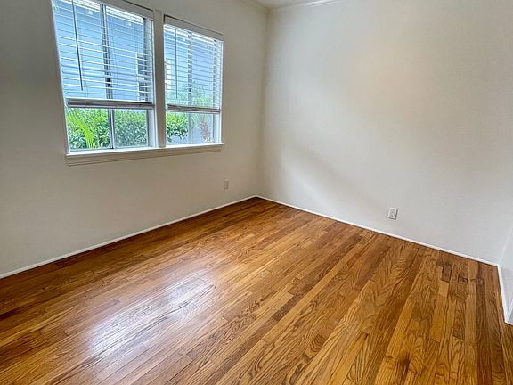 2nd image of 1005 Ashland Ave APT B