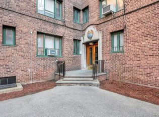 1690 Metropolitan Ave APT 1E, Bronx, NY