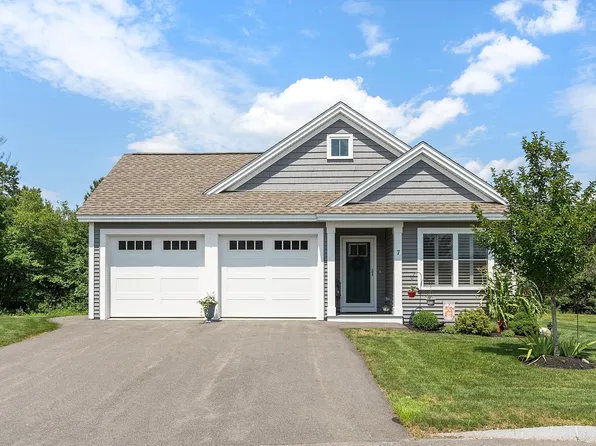 7 Paddock Circle #12, Nashua, NH 03062