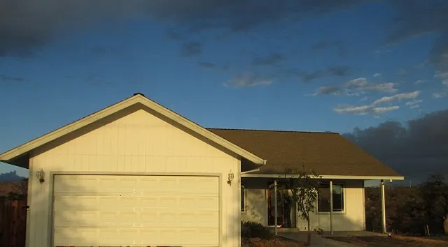 1693 Carmelita Ln photo 1