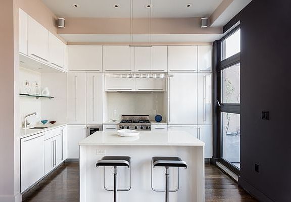 5th image of 406 W 45th St Ph A