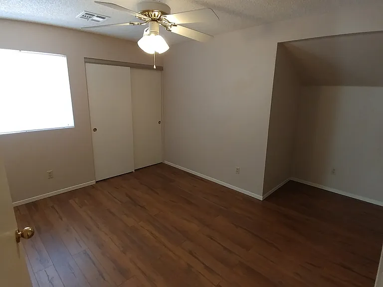 9901 Meandering Creek Ct — Photo 11