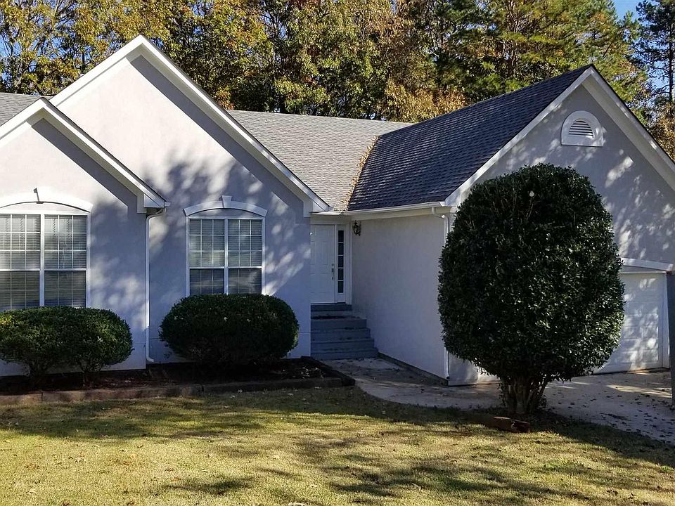 1st image of 1599 Longwood Dr