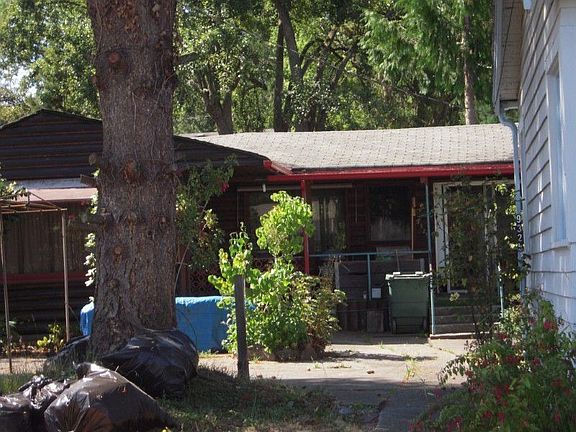 Rear log home
