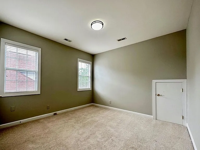 11531 McGinns Trace Ct — Photo 17