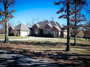 11063 Greenacres Rd, Shreveport, LA 71106