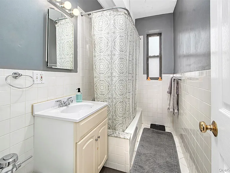 2 Greenridge Ave #3C — Photo 5