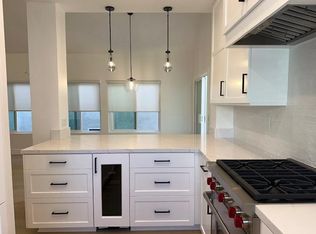 619 Orchid Ave #B, Corona Del Mar, CA 92625