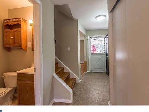 3rd image of 735 E Birchtree Ln