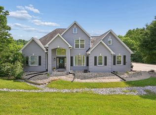 135 Harbour Pointe Dr, Williamstown, KY 41097