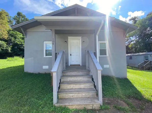 104 Drummer St, Rustburg, VA 24588