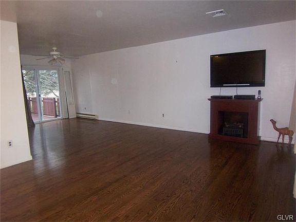 4th image of 410 Heritage Ln