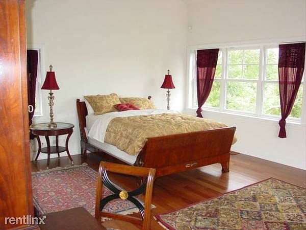 4321 W. Peterson Unit B-12