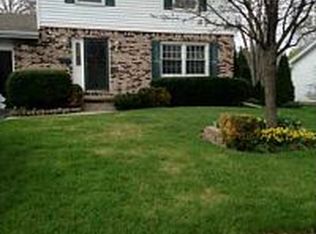 410 Wilkshire Dr, Waterville, OH 43566