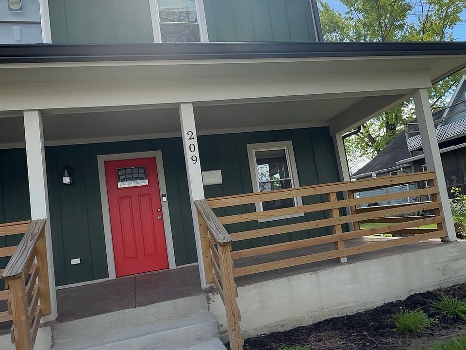 2nd image of 209 N Beville Ave