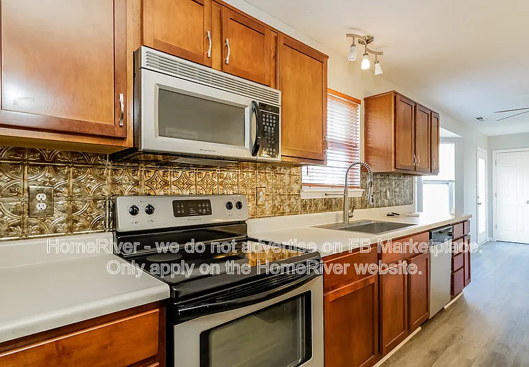 8446 Coppel Ln — Photo 6