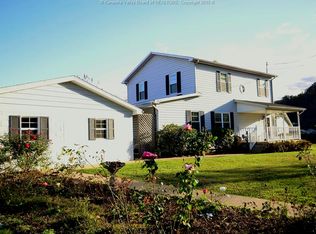 202 25th St, Dunbar, WV 25064