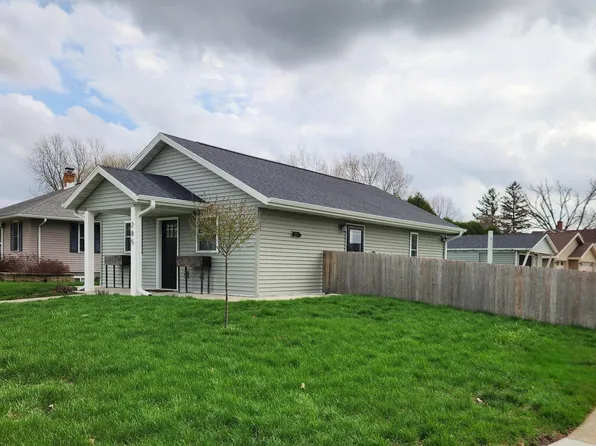 285 Camp St, Platteville, WI 53818