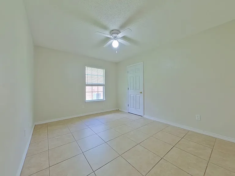 143 Steeplechase Dr — Photo 17