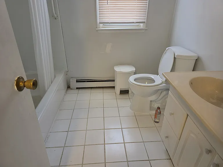 Pinto St — Photo 21