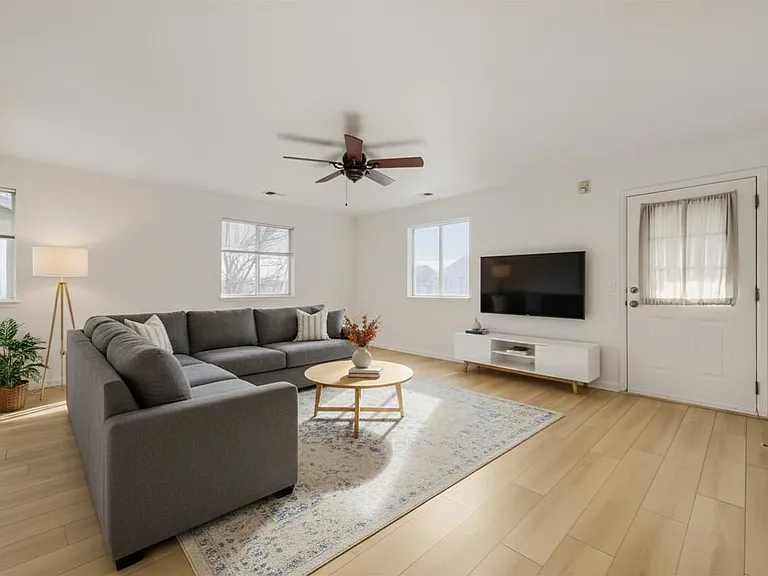 3226 W Girard Ave #C — Photo 1