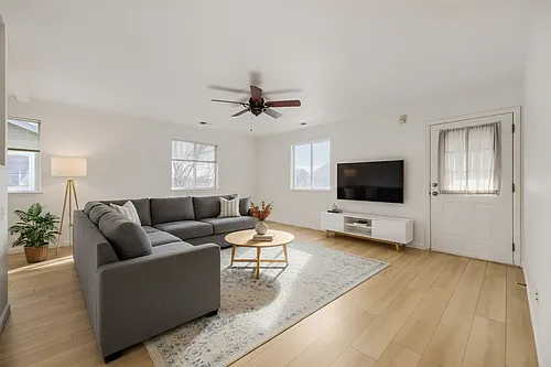 3226 W Girard Ave #C Photo 1 3226 W Girard Ave #C Photo 1
