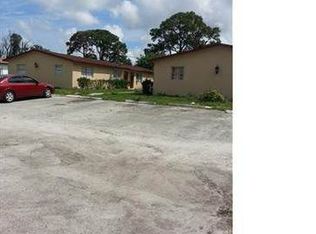 4172 Gardenia Ave, Lake Worth, FL 33461